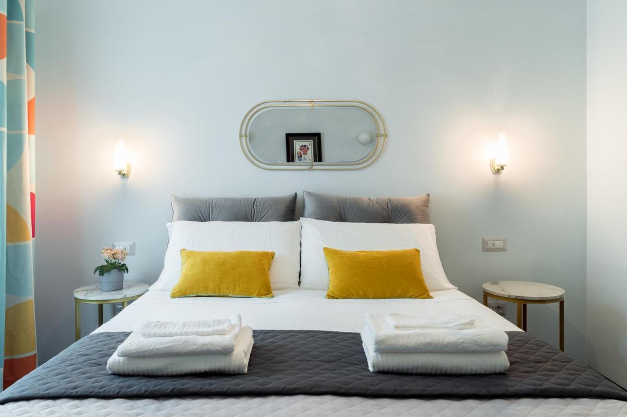 Contus Retro Guest House 칼리아리 외부 사진